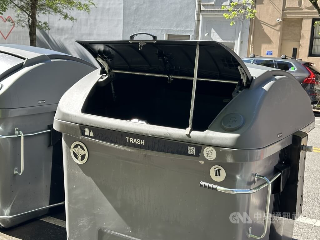 紐約市大型垃圾箱減鼠患