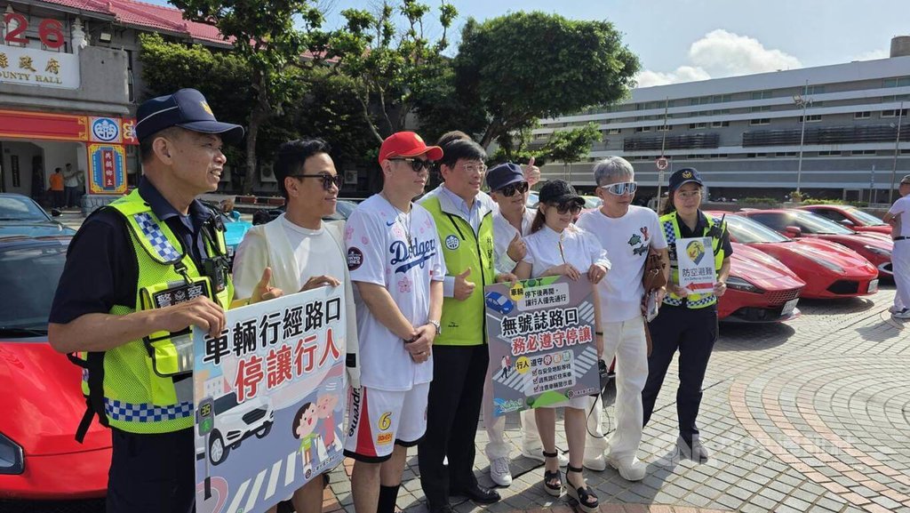 超跑車隊跨海齊聚澎湖（3）