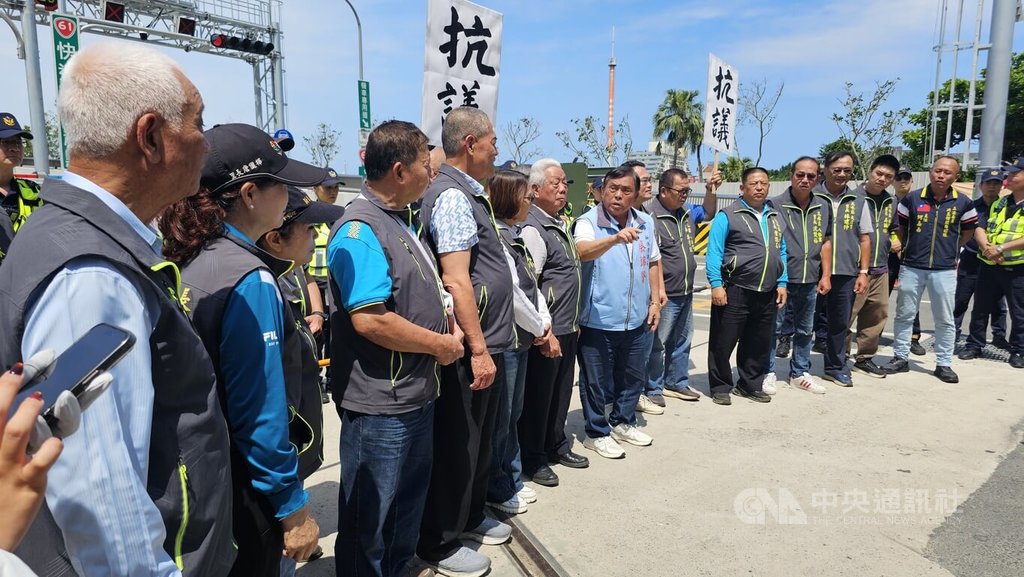地方抗議淡江大橋通車祈福未獲邀