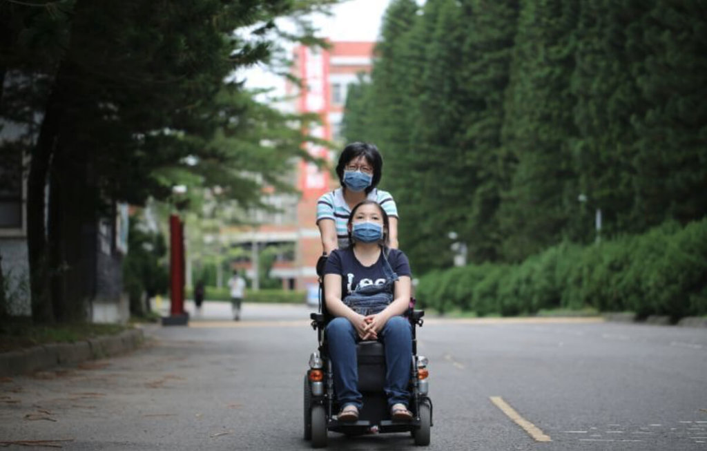 腦癌全盲女吳中云病情惡化　父母求捐贈肺臟續命