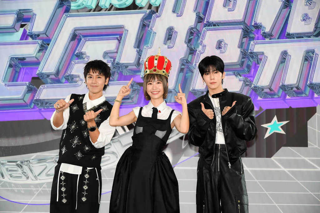 Lulu、鼓鼓、畢書盡出席完全娛樂開播記者會