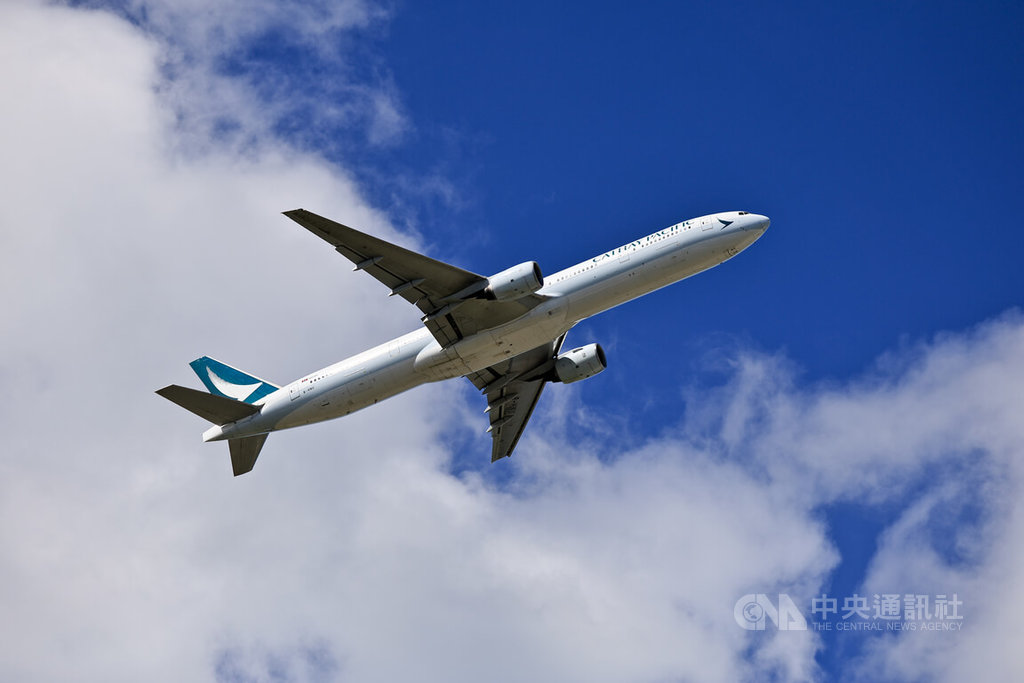 國泰航空返港客機遭遇氣流 8人受傷送醫