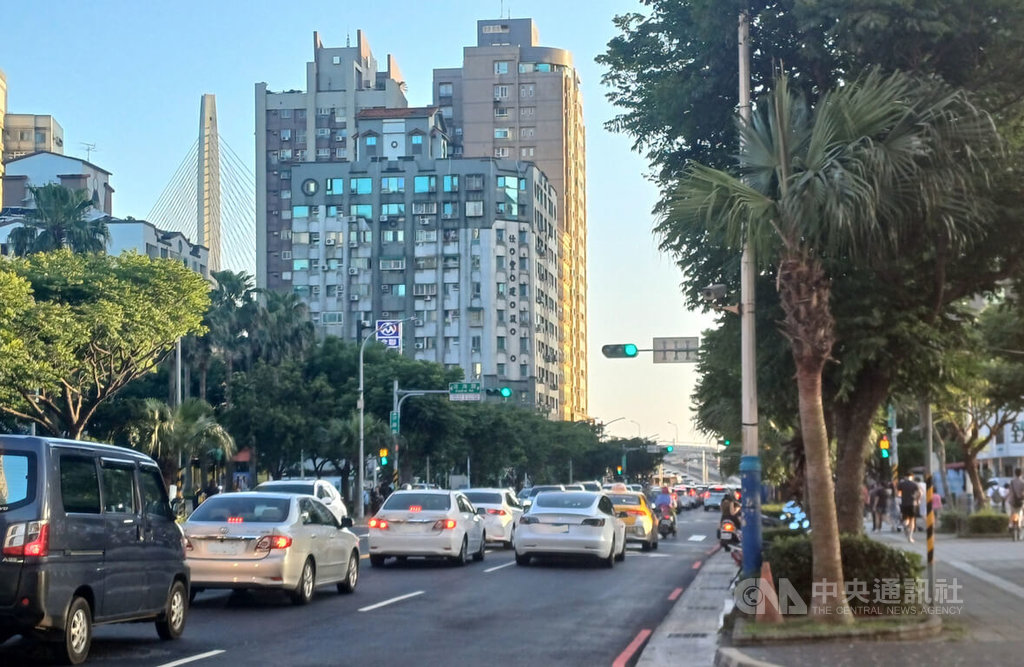 淡江大橋通車效益大