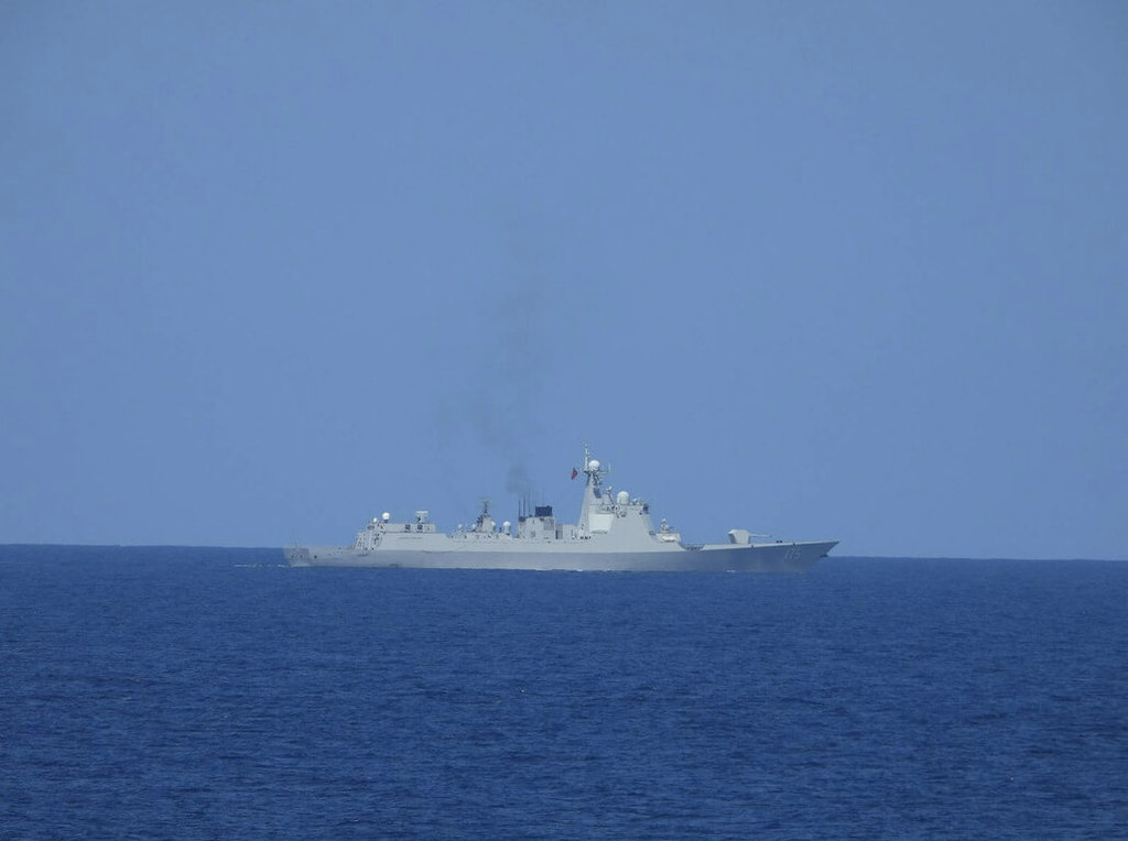 國軍公布共軍銀川艦擾西南海域監控畫面
