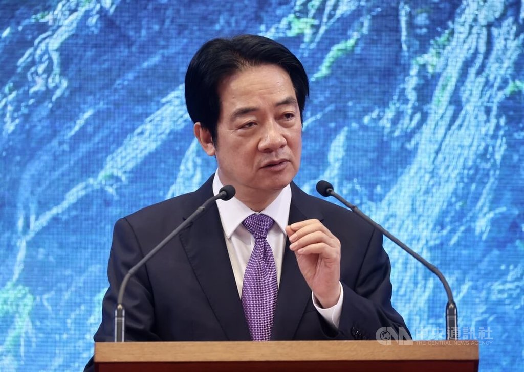 總統：提供0到18歲成長津貼