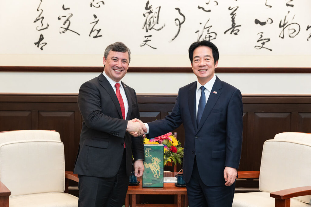 總統接見加拿大議員莊文浩