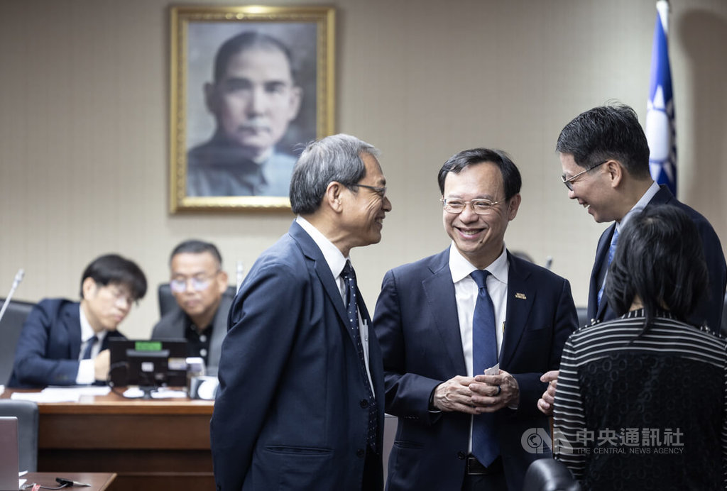 未來帳戶條例草案初審無共識 全文保留送黨團協商