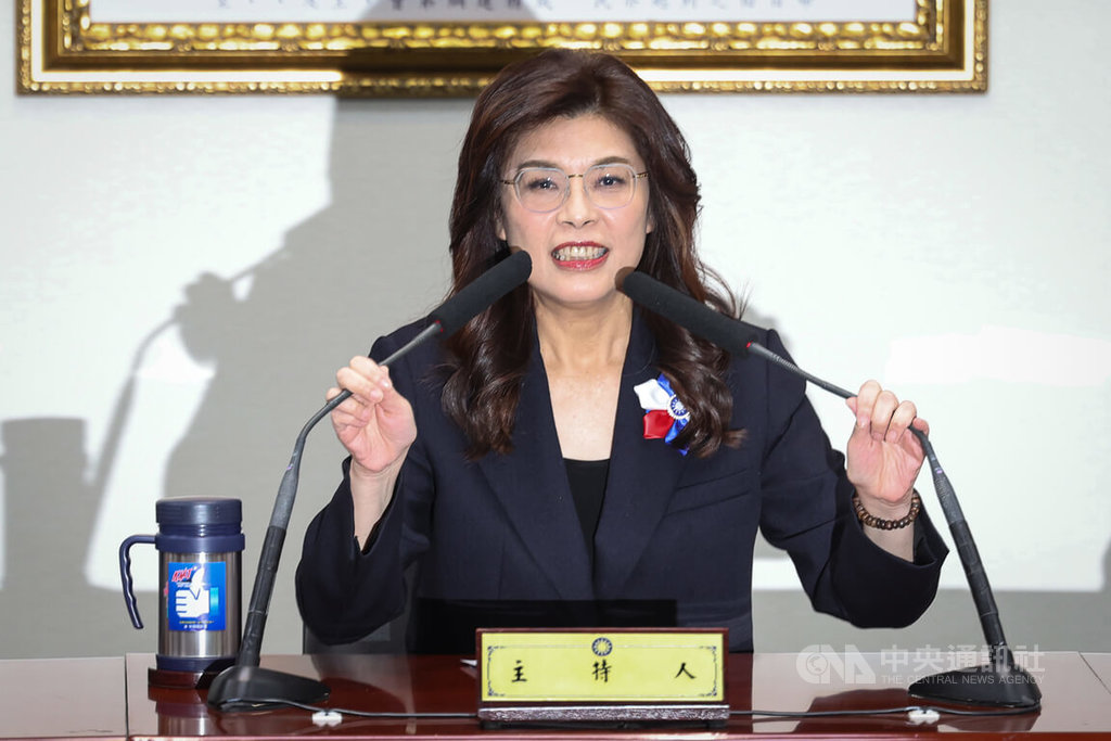 訪美行程　鄭麗文透露將與美國防部官員會面