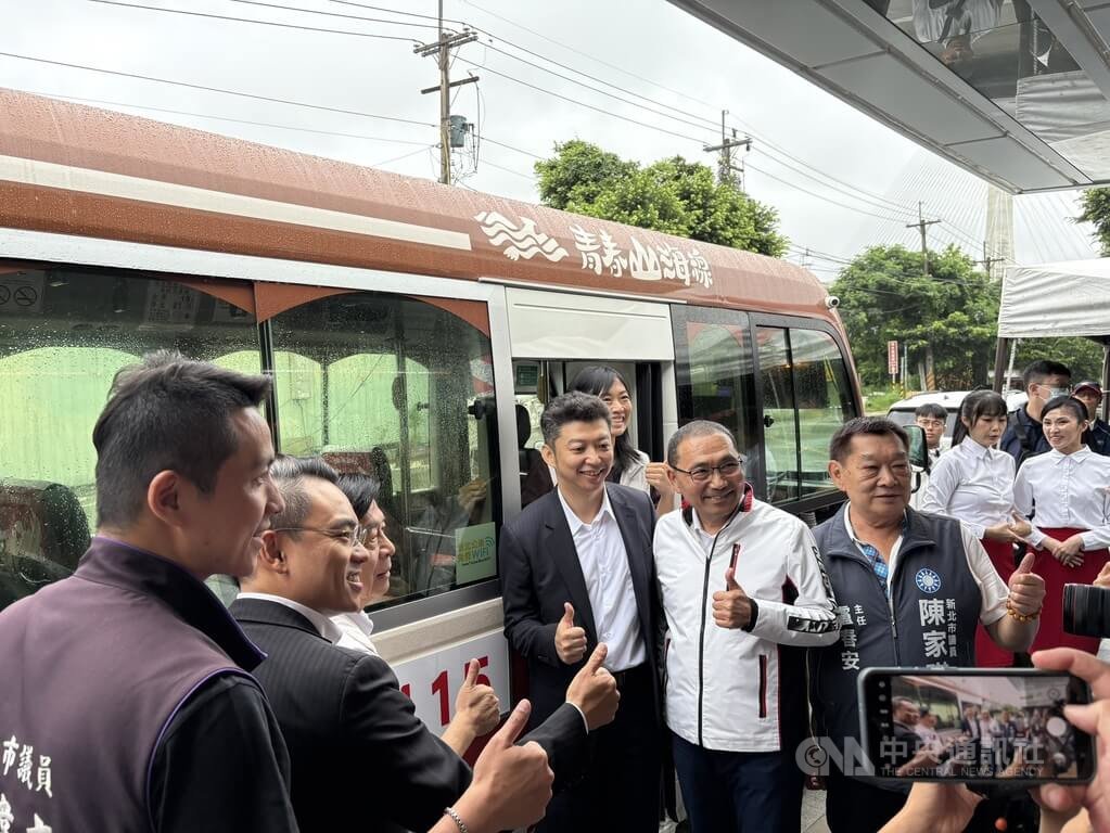 淡江大橋新公車路線正式啟用