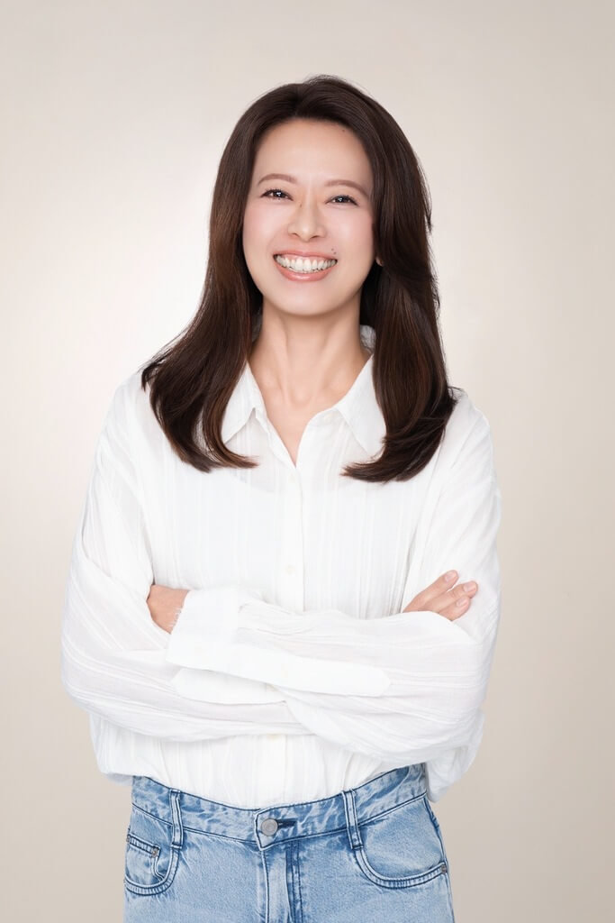 江怡臻出任李四川競辦主任