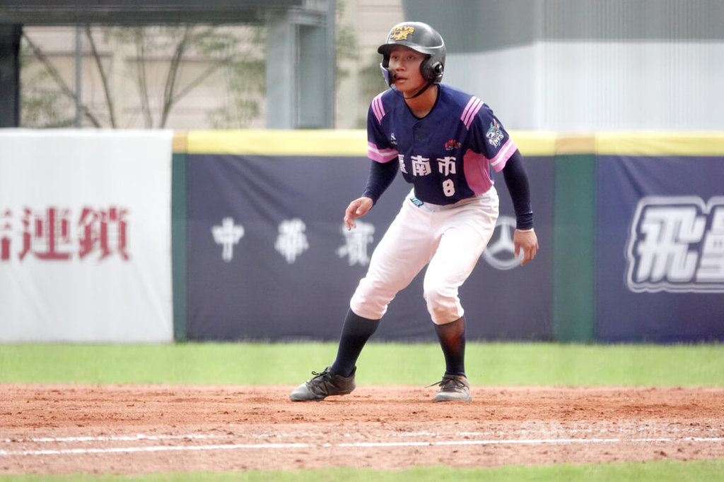 玉山盃張仲凱2安2打點　將挑戰選秀