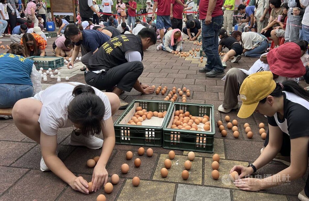 台東鹿野鄉永安村聖安宮端午立蛋