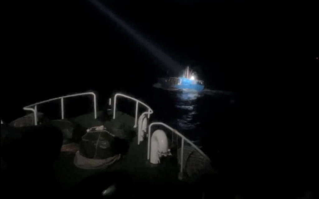 海巡攔截中國漁船科研船 吳釗燮:感謝守護台灣海疆