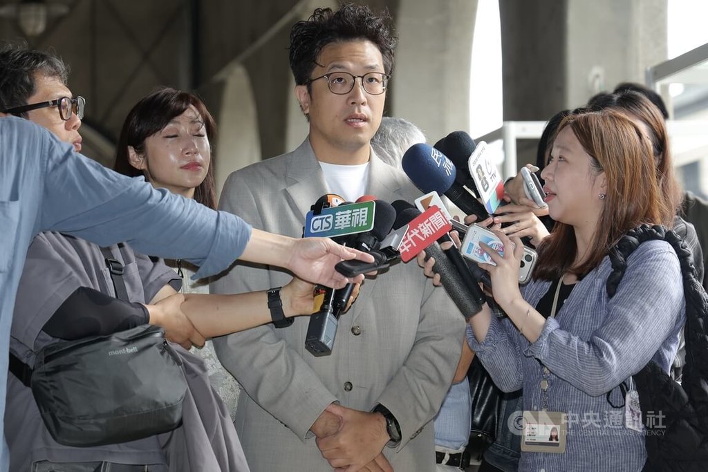 蔣萬安稱淹水批評應本於事實 沈伯洋提5事實反問
