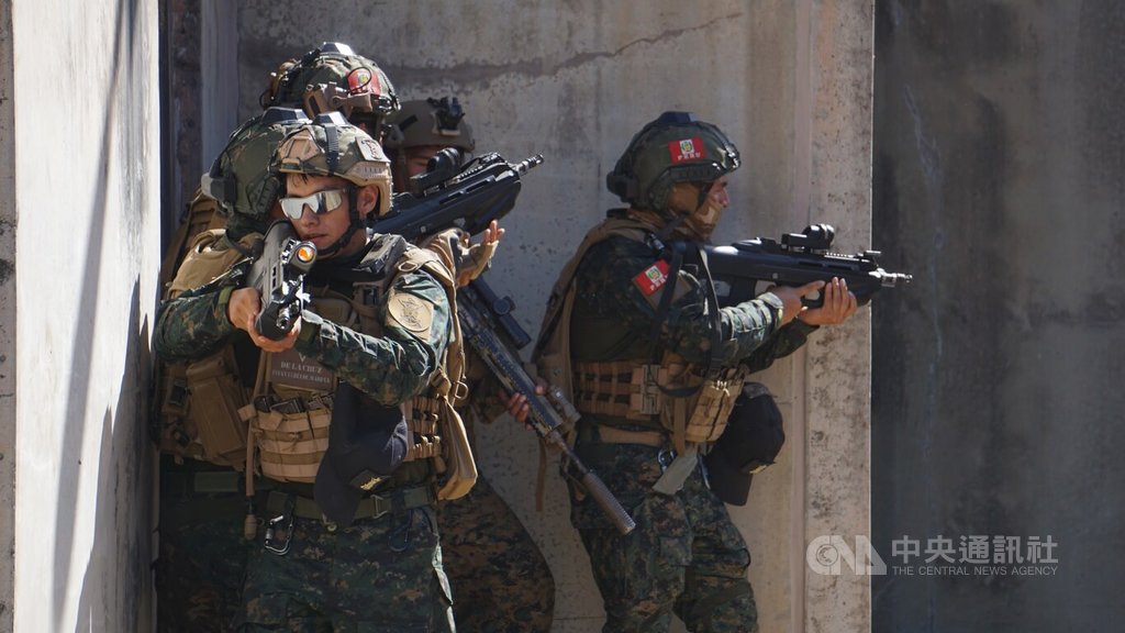 環太平洋軍演  秘魯陸戰隊員參與城鎮戰
