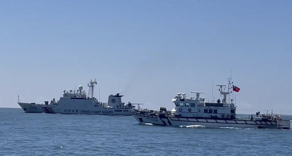 China Coast Guard Disrupts Kinmen Waters Ahead of Typhoon, Coast Guard Calls Actions Irrational and Unprofessional