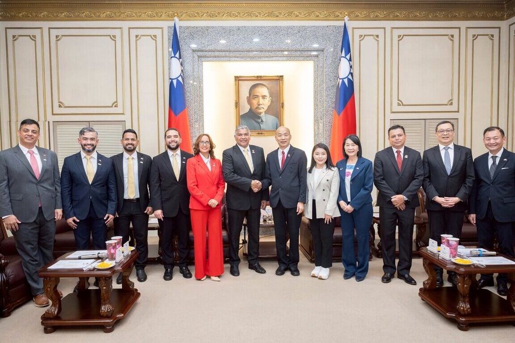 韓國瑜接見巴拿馬國會議員團