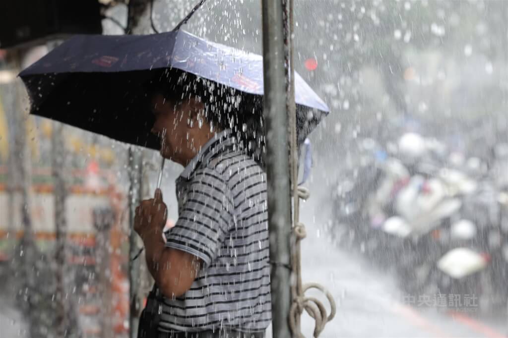 吳德榮:防午後大雷雨 下週有多個熱帶擾動醞釀