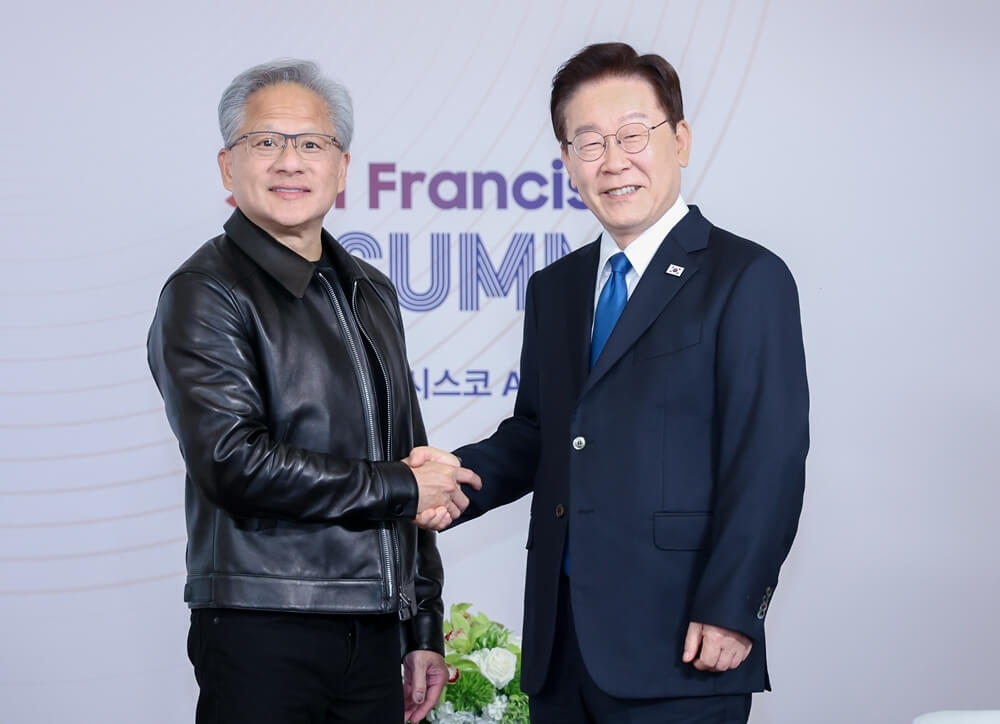 黃仁勳會面李在明 宣布與SK合作規模達5000億美元