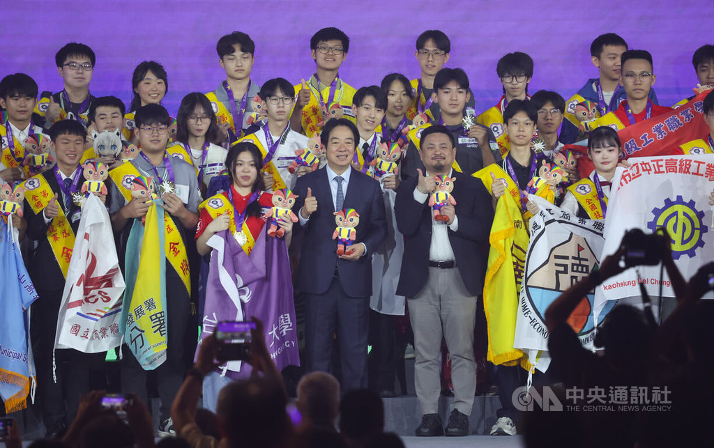賴總統出席全國技能競賽閉幕典禮（3）