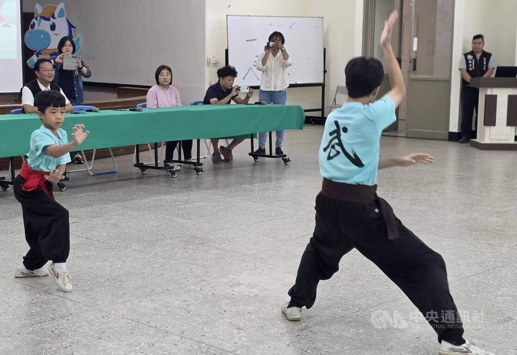 港都盃獲佳績　澎湖國武術代表隊慶功（2）