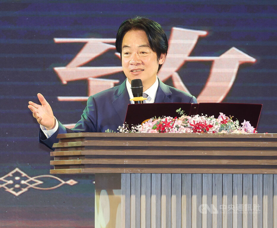 總統:勞工是經濟進步幕後英雄 盼支持政府政策