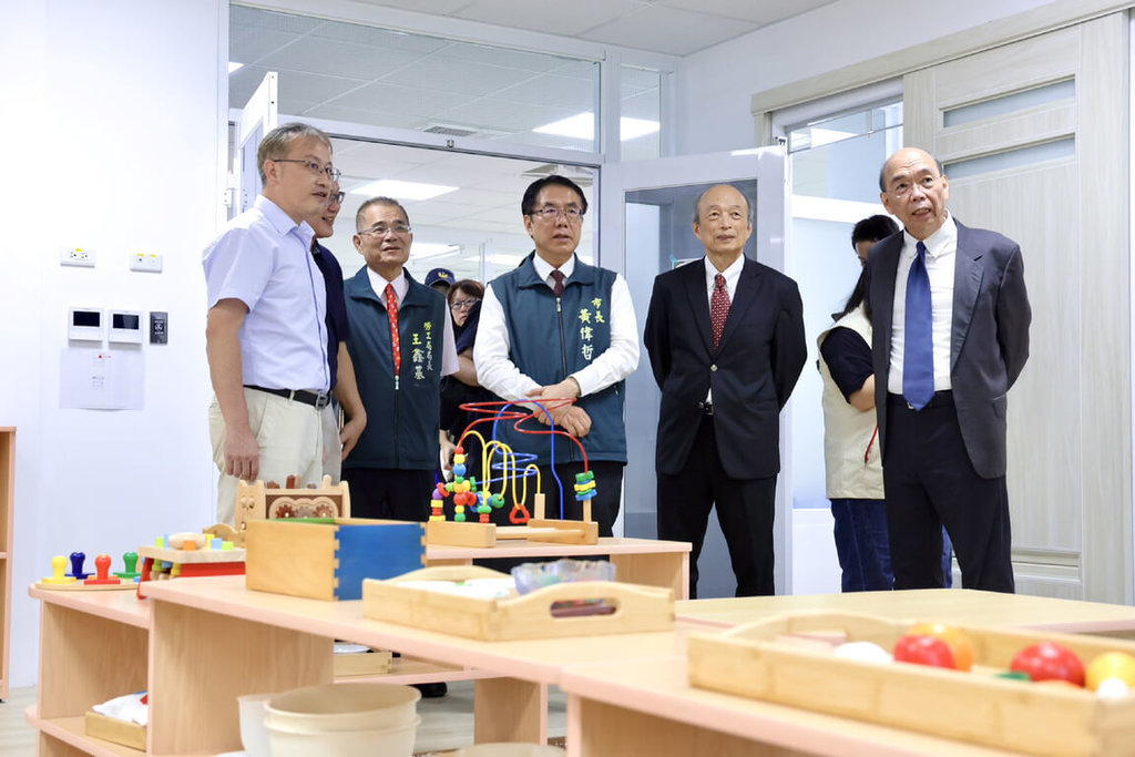 台南奇景光電附設幼兒園開幕 突破工業區限制