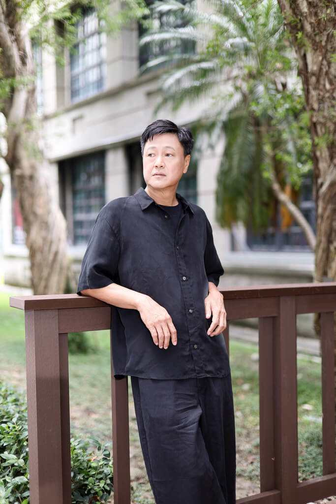 高明駿中國投資失利慘賠 靠演戲開唱半年翻身