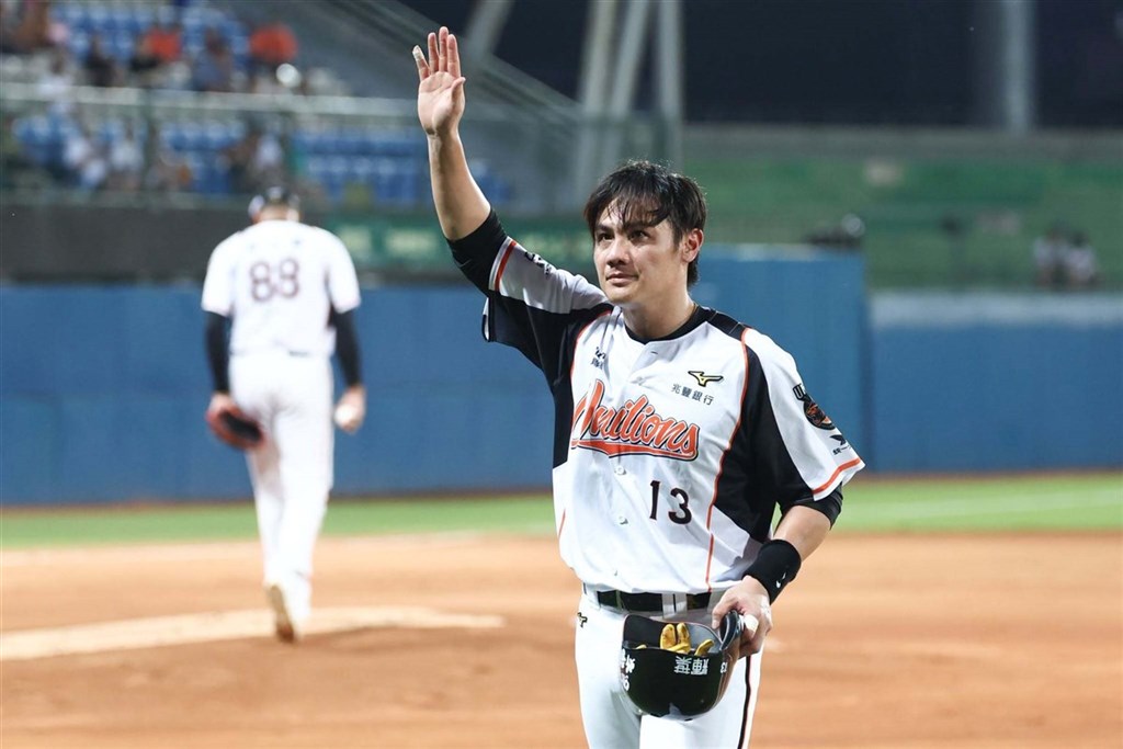 陳鏞基連2週回家鄉台東出賽　18日雄鷹派黃子鵬先發