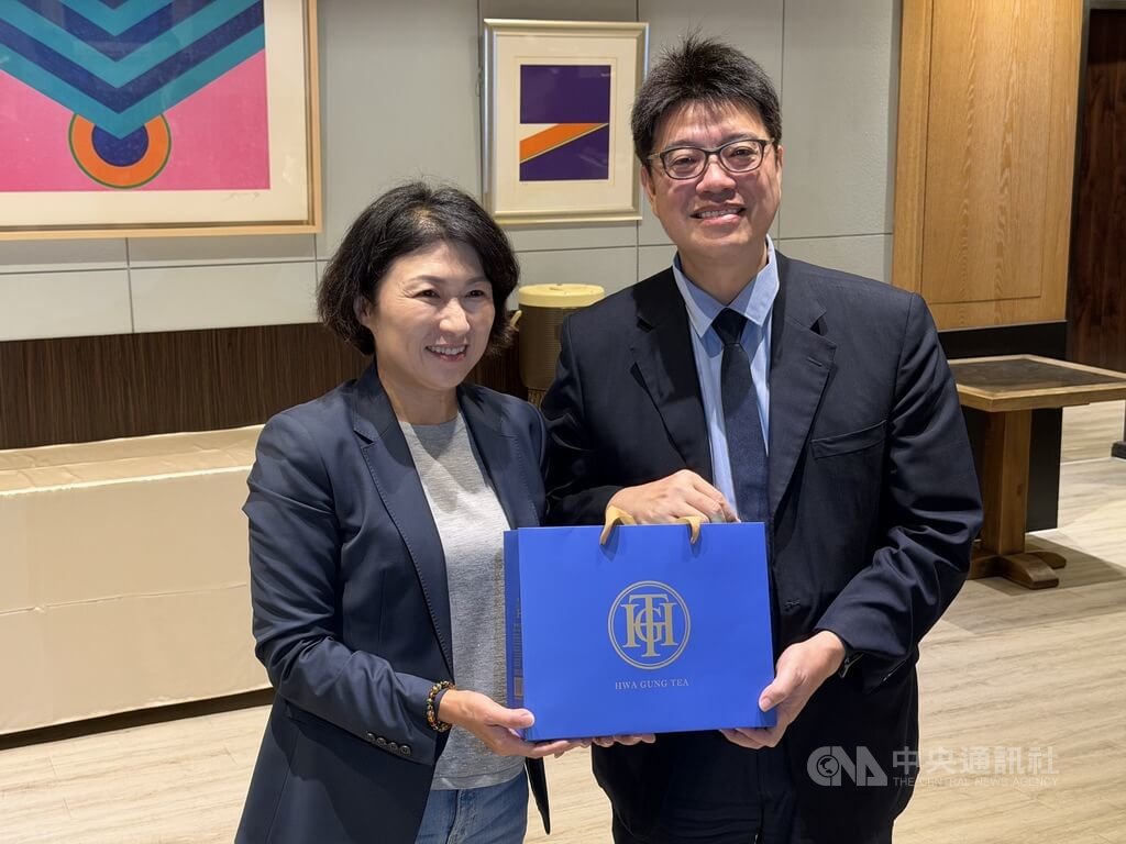 預錄影片現身海峽論壇掀風波 邱垂正:饒慶鈴受委屈了