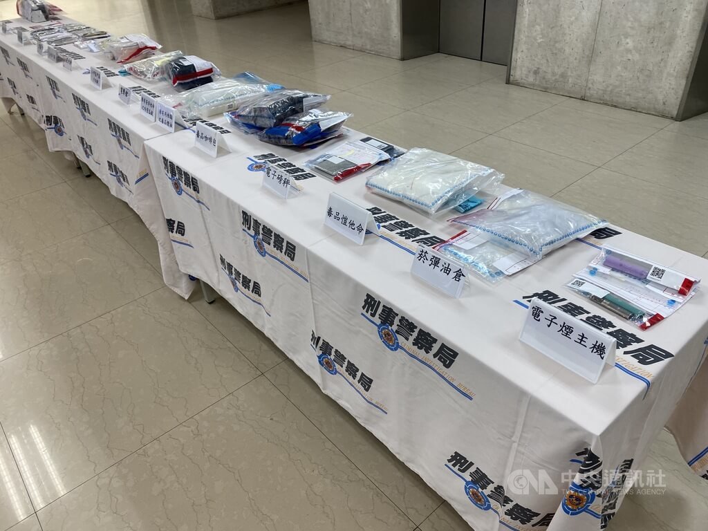 竹聯幫販毒集團企業化 刑事局逮12嫌送辦、均起訴
