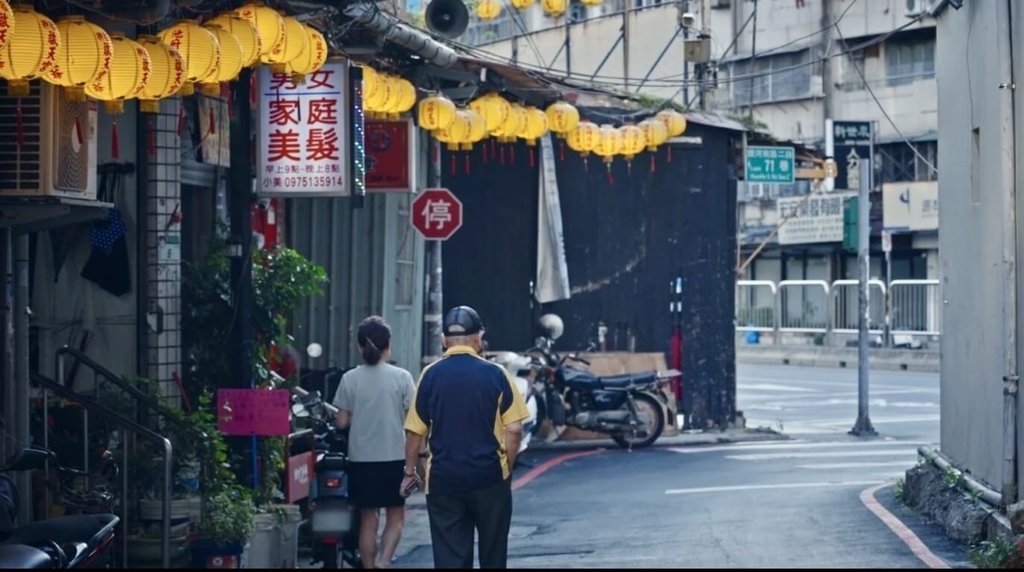 兩廳院關照失智作品「夜路不怕黑」 4縣市接棒演出