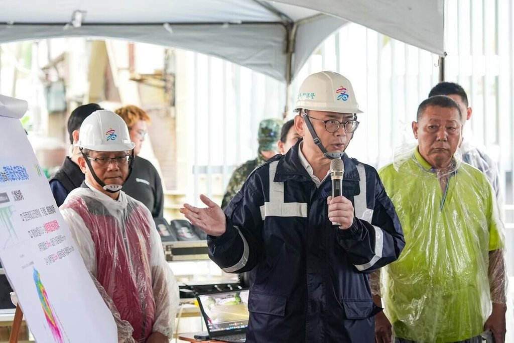 高雄豪雨　賴瑞隆勘災