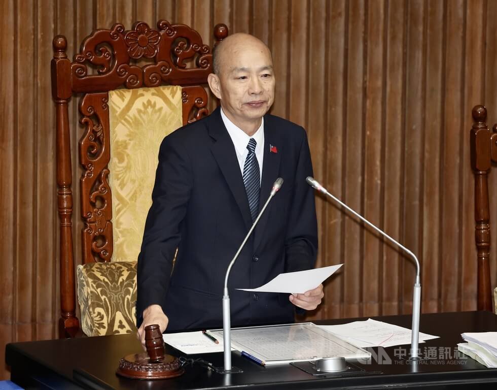 韓國瑜:政院將不副署武器化 破壞憲政體制深感遺憾