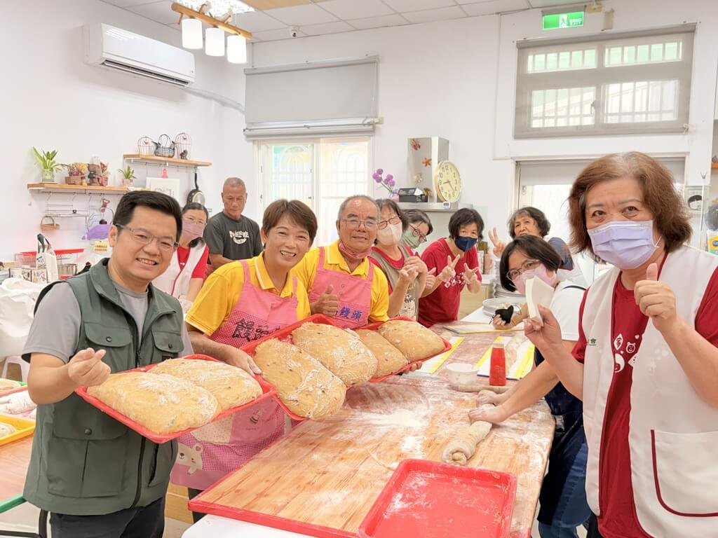 「饅頭夫妻」做公益  義賣所得捐澎湖家扶（1）