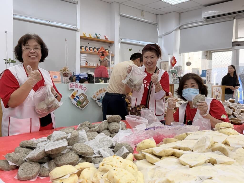 「饅頭夫妻」做公益  義賣所得捐澎湖家扶（2）
