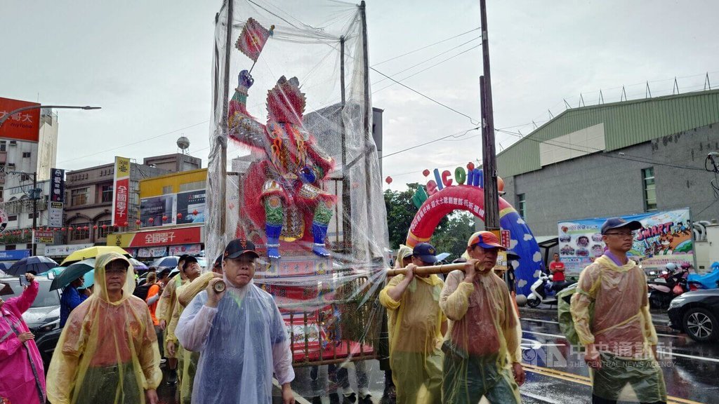 千人踩街為民雄大士爺祭揭開序幕（1）