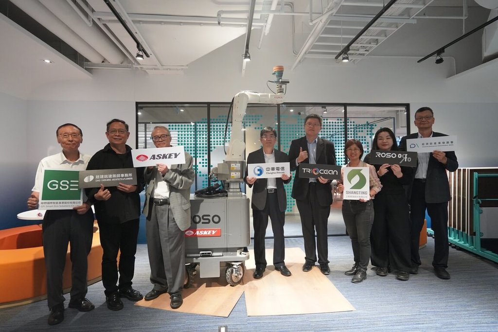 中華電攜手亞旭　5G專網助力AI營建機器人