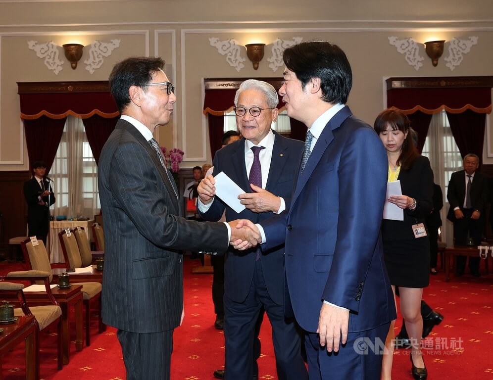 賴總統:116年起每年投入200億 助中小微企業升級 賴總統:116年起每年投入200億 助中小微企業升級