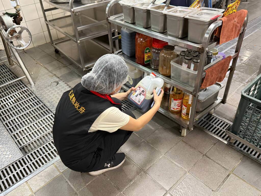 花蓮全面免費學校午餐上路 開學首日稽查杜絕問題油 花蓮全面免費學校午餐上路 開學首日稽查杜絕問題油