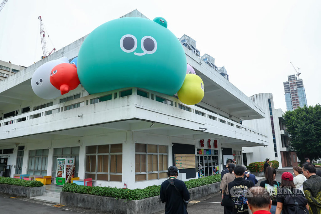 a-We特展秀文化外交旅途 方序中曝角色頭頂巧思 a-We特展秀文化外交旅途 方序中曝角色頭頂巧思