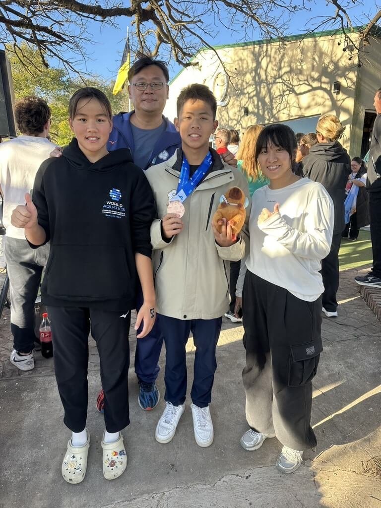 蘇柏陵公開水域世青少奪銅寫紀錄 教練看好未來性 蘇柏陵公開水域世青少奪銅寫紀錄 教練看好未來性