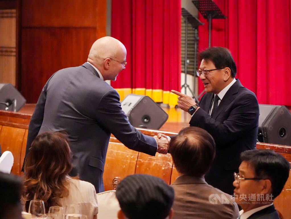 印太戰略智庫2週年 潘孟安代表賴總統送祝福
