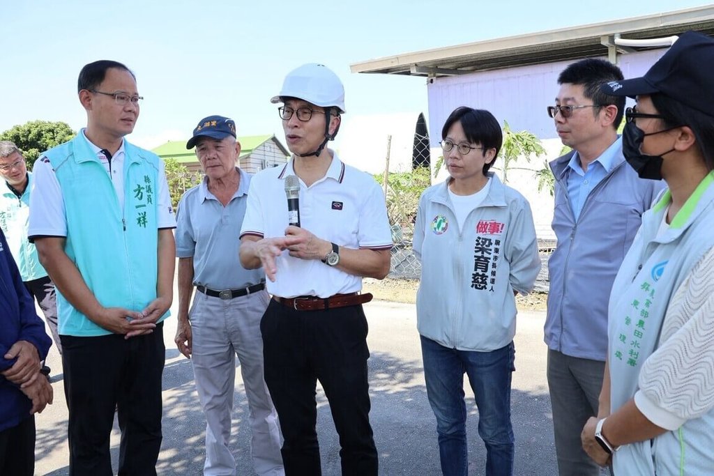 屏東水利溝塌陷　鍾佳濱現勘