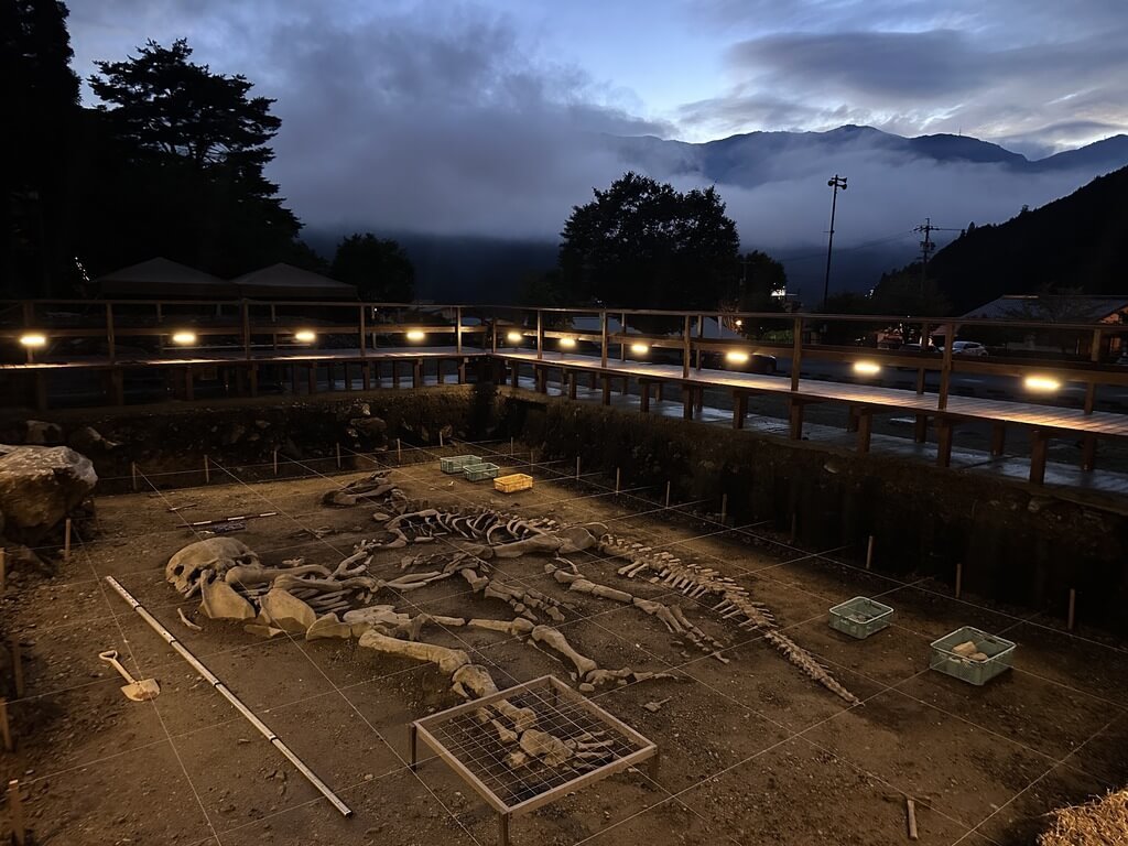 下呂國際藝術祭涂維政作品夜間展示
