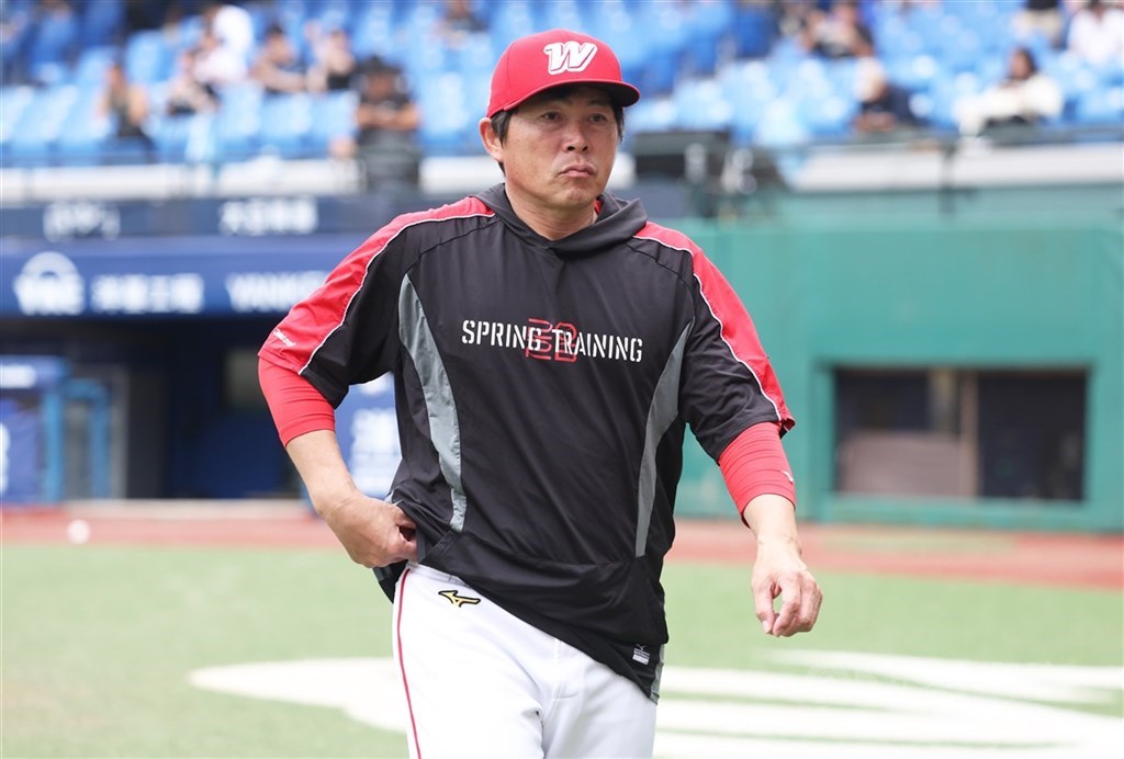 王定穎、林逸達挨轟後投觸身球 葉總:下二軍更新導航 王定穎、林逸達挨轟後投觸身球 葉總:下二軍更新導航