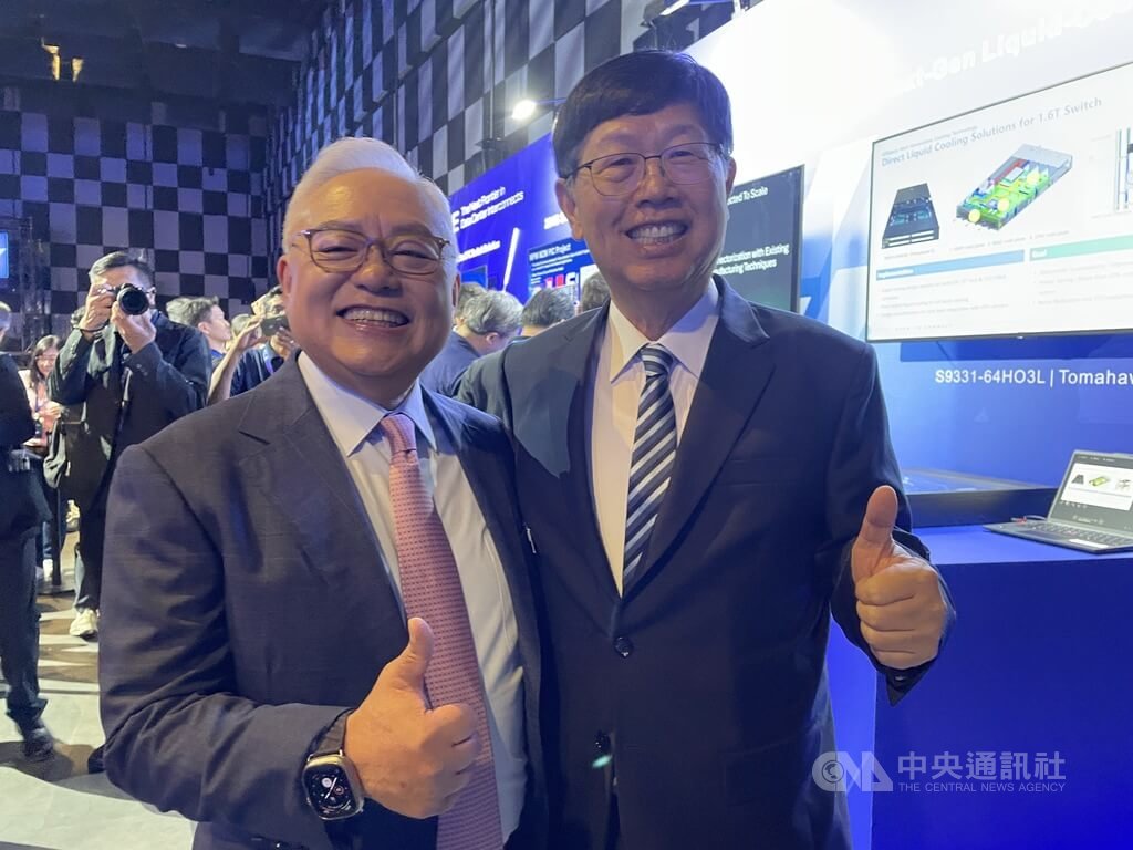 鴻騰科技日登場　盧松青：AI推動光通訊新發展