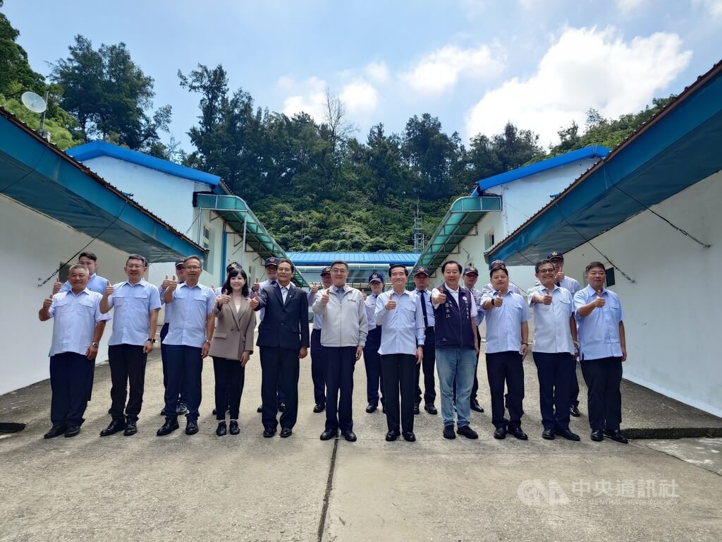 卓榮泰視察馬祖海巡廳舍 強調海巡維護國安重要角色 卓榮泰視察馬祖海巡廳舍 強調海巡維護國安重要角色