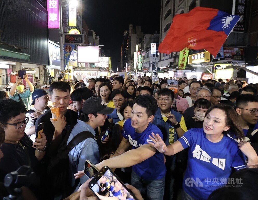 柯志恩合體蔣萬安　六合夜市掃街（3）