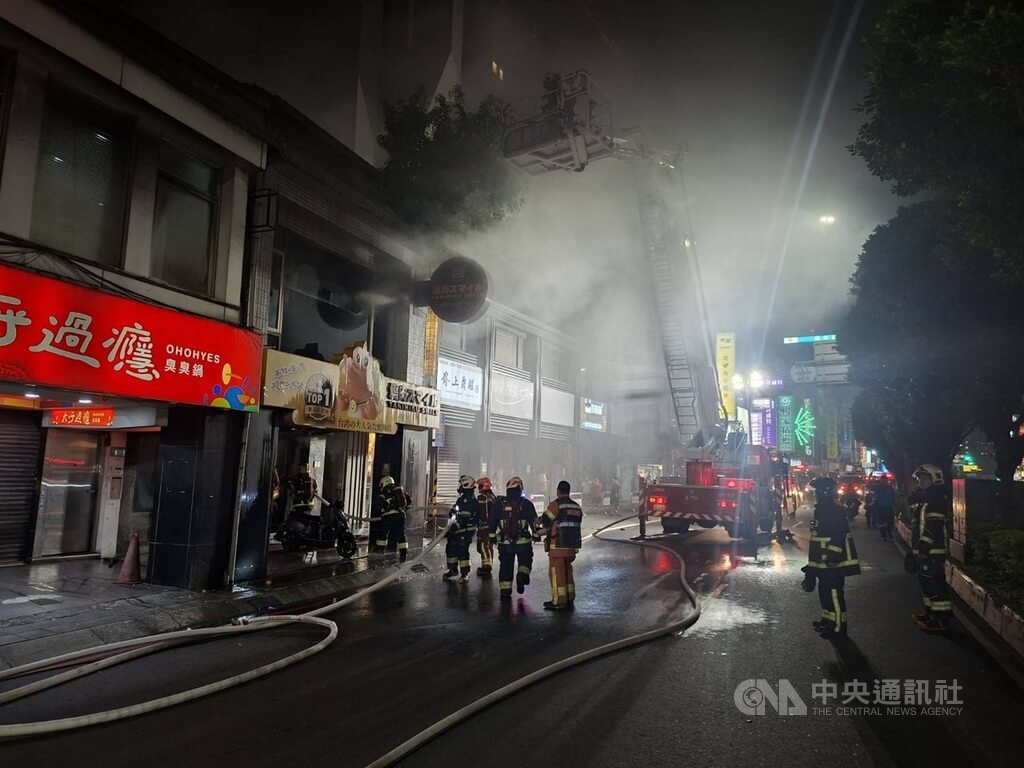 三重燒肉店火警　警消搶救